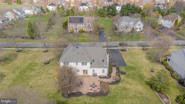 3 COLONIAL COURT, Plainsboro, NJ 08536