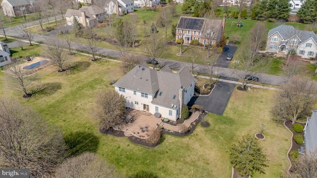 3 COLONIAL COURT, Plainsboro, NJ 08536