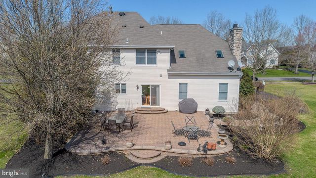 3 COLONIAL COURT, Plainsboro, NJ 08536