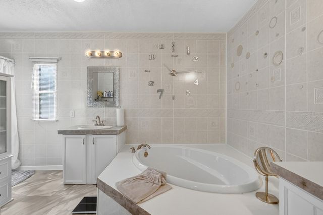 4355 Browning Branch Rd, Bethpage, TN 37022