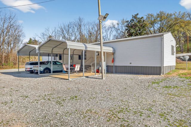 4355 Browning Branch Rd, Bethpage, TN 37022