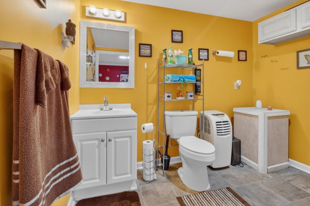 4355 Browning Branch Rd, Bethpage, TN 37022