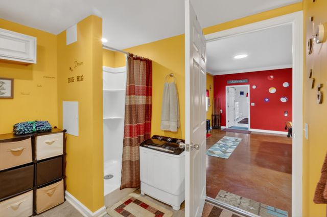 4355 Browning Branch Rd, Bethpage, TN 37022