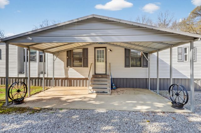 4355 Browning Branch Rd, Bethpage, TN 37022