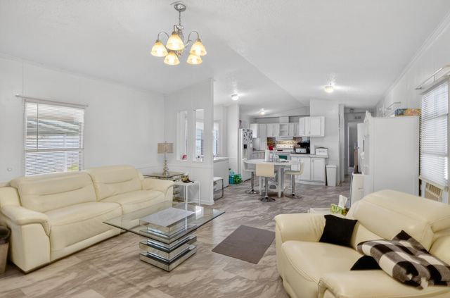 4355 Browning Branch Rd, Bethpage, TN 37022