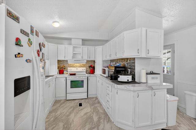 4355 Browning Branch Rd, Bethpage, TN 37022