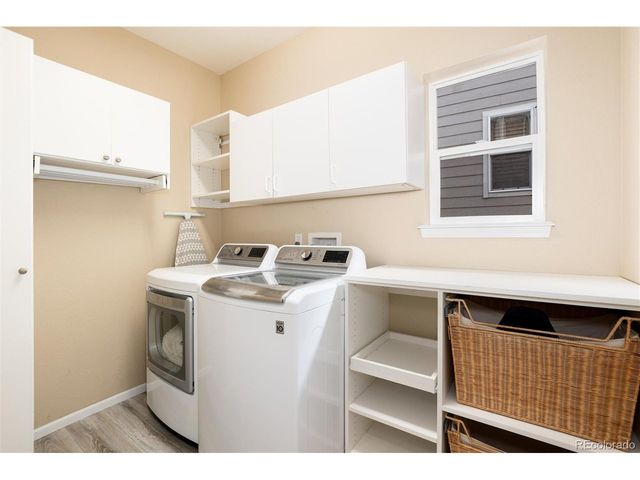 10541 Jaguar Gln, Lone Tree, CO 80124