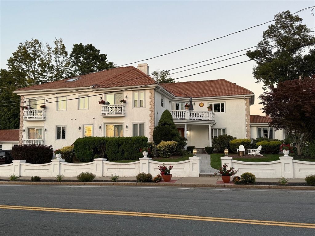 1 Salem Street 1 L, Wakefield, MA 01880