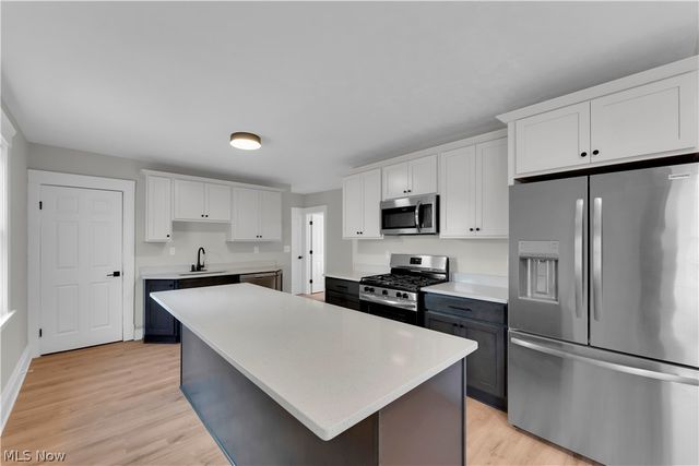 1330 W 67th Street, Cleveland, OH 44102