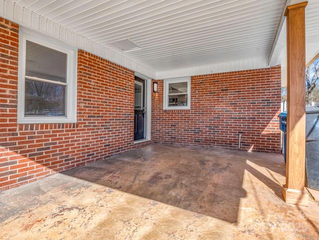 184 Sedgefield Drive, Forest City, NC 28043