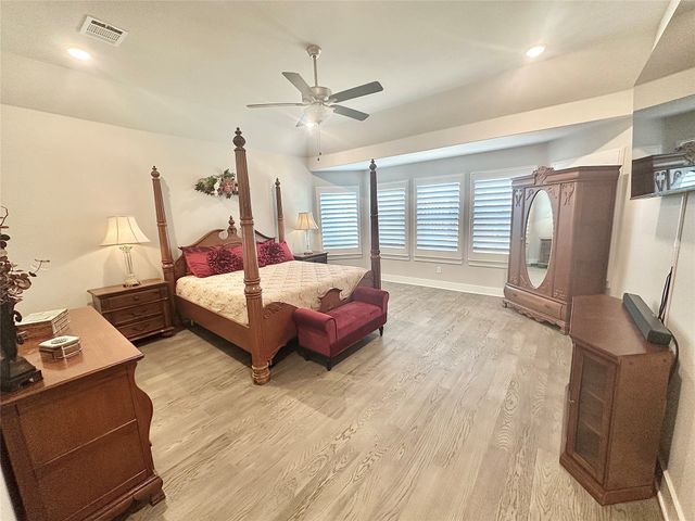 129 Lennon Drive, Hickory Creek, TX 75065