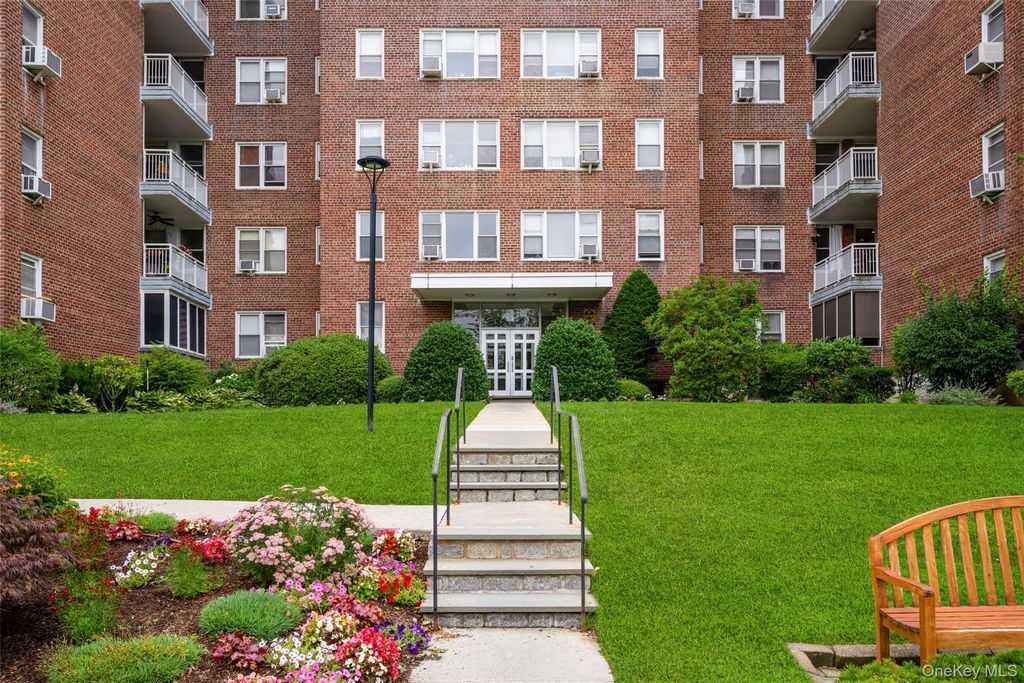 1255 North Avenue B6P, New Rochelle, NY 10804 — exterior