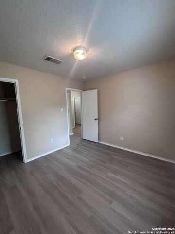 841 BARREL PT, San Antonio, TX 78251