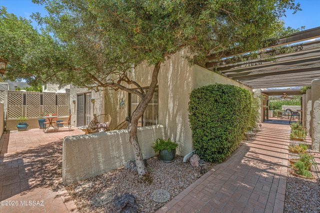 7129 E Chorro Circle, Tucson, AZ 85715
