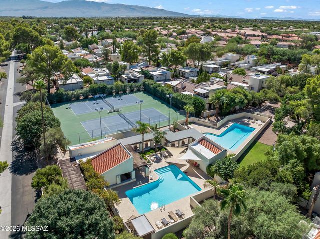 7129 E Chorro Circle, Tucson, AZ 85715
