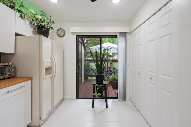291 Amber Court, Royal Palm Beach, FL 33411
