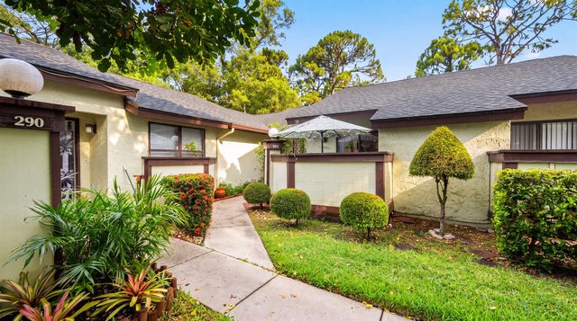 291 Amber Court, Royal Palm Beach, FL 33411