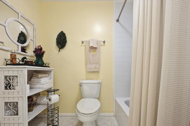 291 Amber Court, Royal Palm Beach, FL 33411