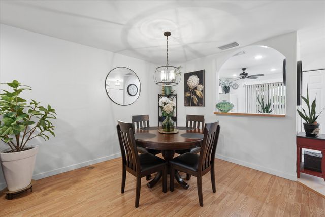 291 Amber Court, Royal Palm Beach, FL 33411