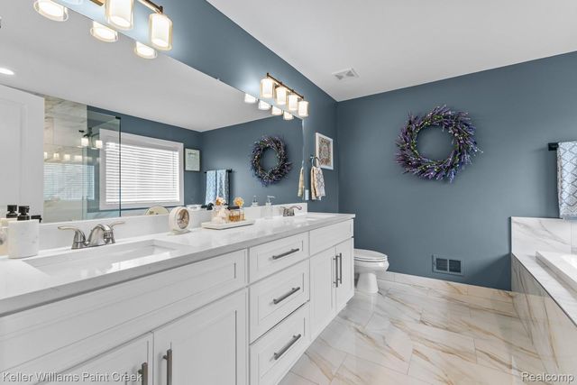 19376 Ryan Drive, Macomb Township, MI 48042