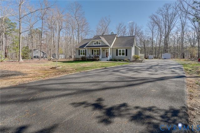 2112 Wood Flower Rd, Powhatan, VA 23139