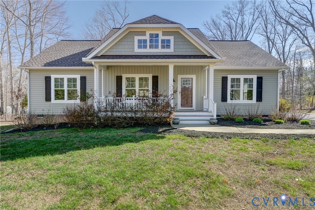 2112 Wood Flower Rd, Powhatan, VA 23139
