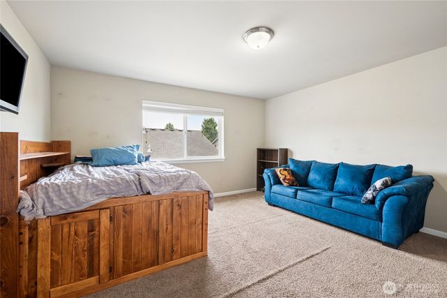 14440 99th Way SE, Yelm, WA 98597