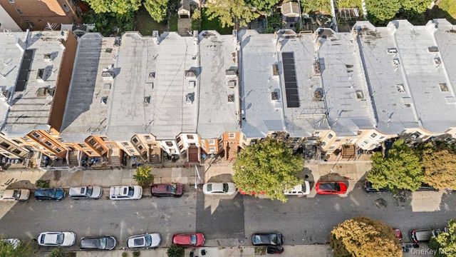 262 E 23rd Street, Brooklyn, NY 11226