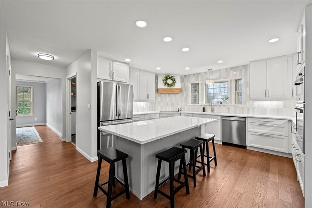 10560 Auburndale Road, Chagrin Falls, OH 44023