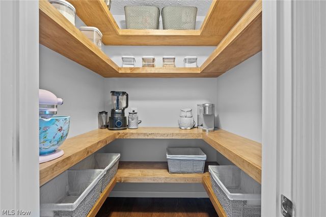 10560 Auburndale Road, Chagrin Falls, OH 44023