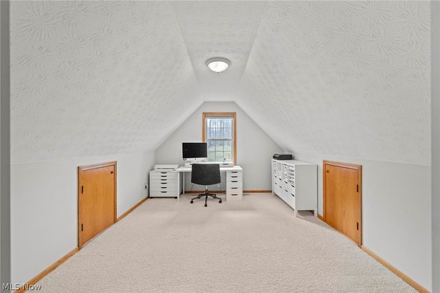 10560 Auburndale Road, Chagrin Falls, OH 44023