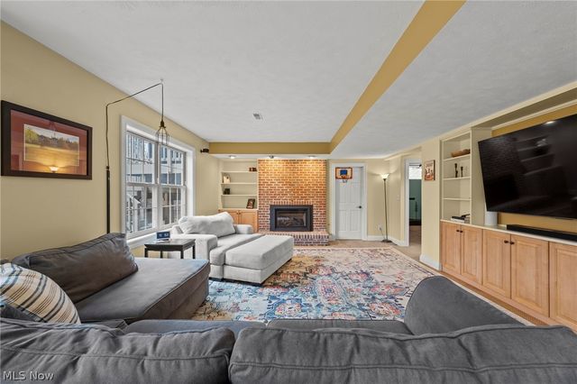 10560 Auburndale Road, Chagrin Falls, OH 44023