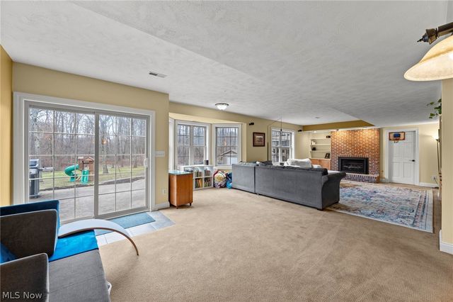 10560 Auburndale Road, Chagrin Falls, OH 44023