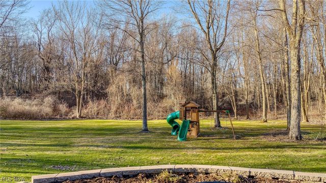 10560 Auburndale Road, Chagrin Falls, OH 44023