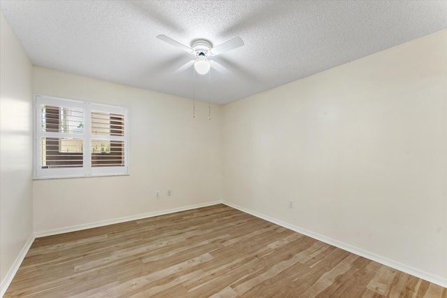 7618 Granville Drive 110-e, Tamarac, FL 33321