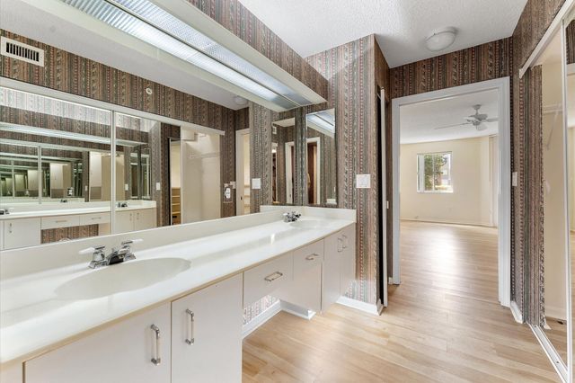 7618 Granville Drive 110-e, Tamarac, FL 33321