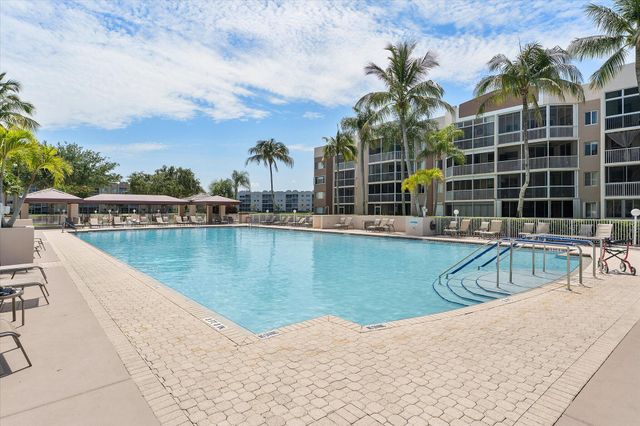 7618 Granville Drive 110-e, Tamarac, FL 33321