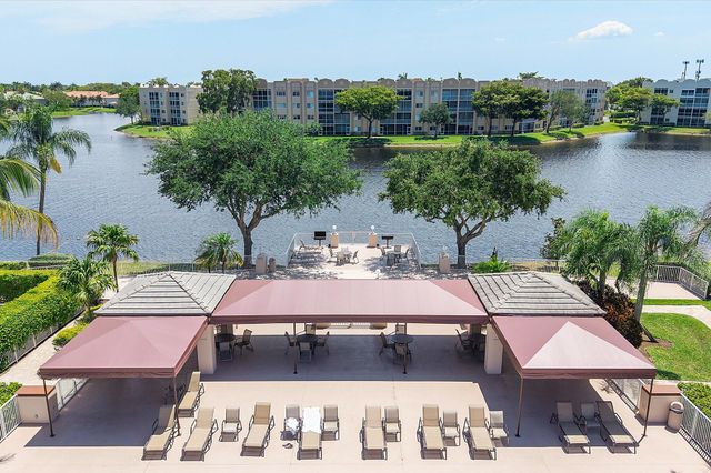 7618 Granville Drive 110-e, Tamarac, FL 33321