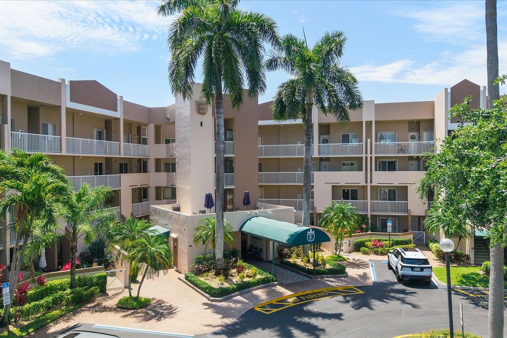 7618 Granville Drive 110-e, Tamarac, FL 33321