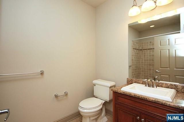 7400 River Road 311, North Bergen, NJ 07047