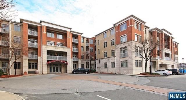 7400 River Road 311, North Bergen, NJ 07047