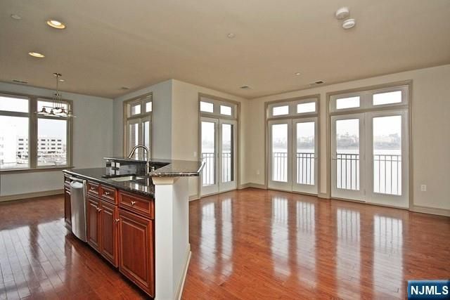 7400 River Road 311, North Bergen, NJ 07047