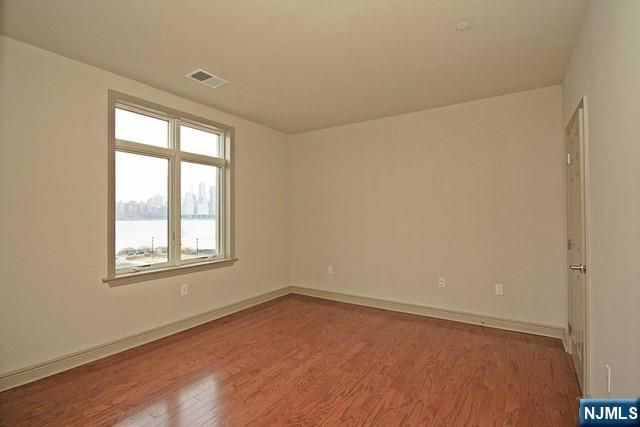 7400 River Road 311, North Bergen, NJ 07047