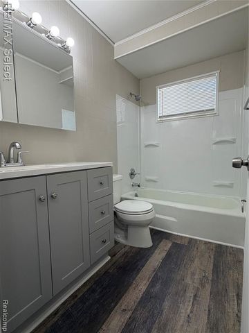 3717 Larchmont Street, Flint, MI 48532