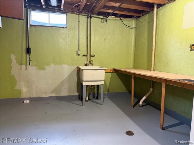 3717 Larchmont Street, Flint, MI 48532
