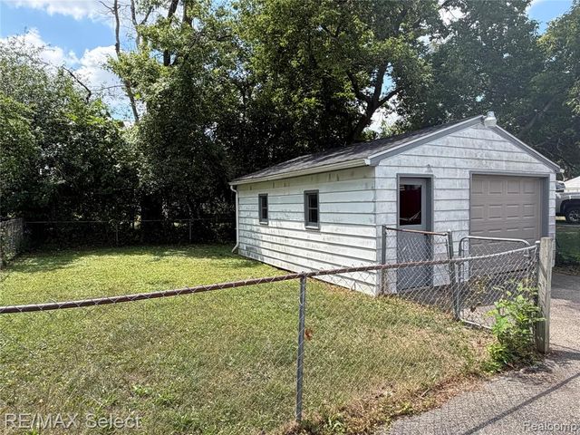 3717 Larchmont Street, Flint, MI 48532