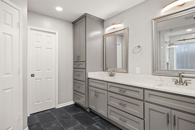 2605 Los Alamos Circle, Deer Park, TX 77536