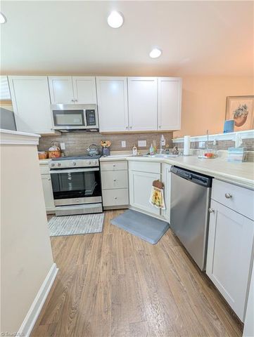 116 Covington Cove Court, Kernersville, NC 27284