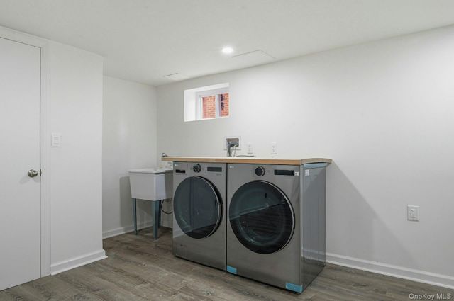 83-41 Little Neck Parkway, Glen Oaks, NY 11004