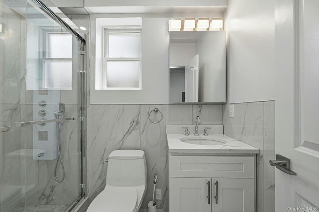 83-41 Little Neck Parkway, Glen Oaks, NY 11004